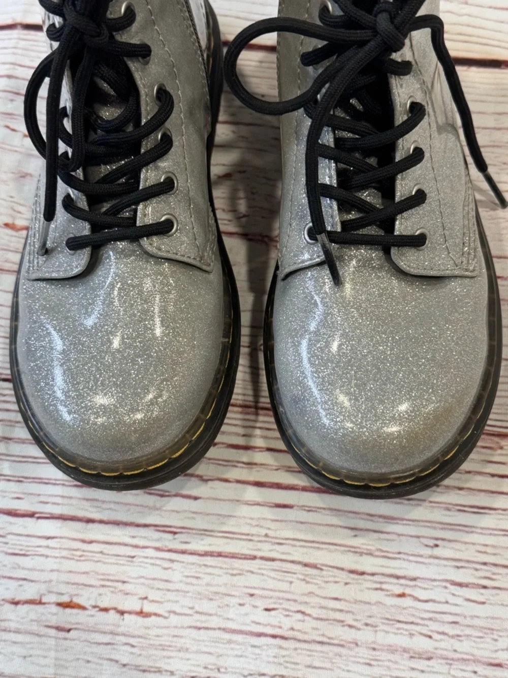 Dr Martens Docs Zavala J Combat Boots in Silver Glitter Sz 2
